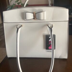 Women's White Bow Accent Tote Bag with Gold Hardware